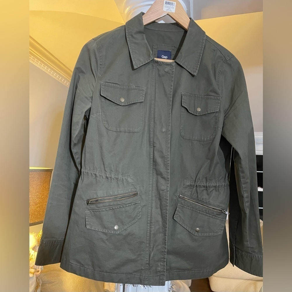 Gap women’s size small olive green utility Jacket